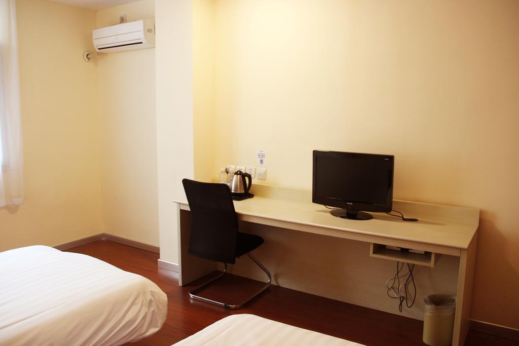 Hanting Express Qingdao South Chongqing Road Zimmer foto
