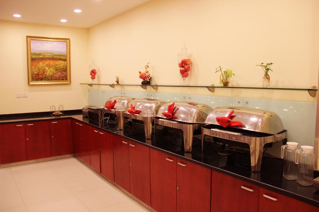 Hanting Express Qingdao South Chongqing Road Exterior foto