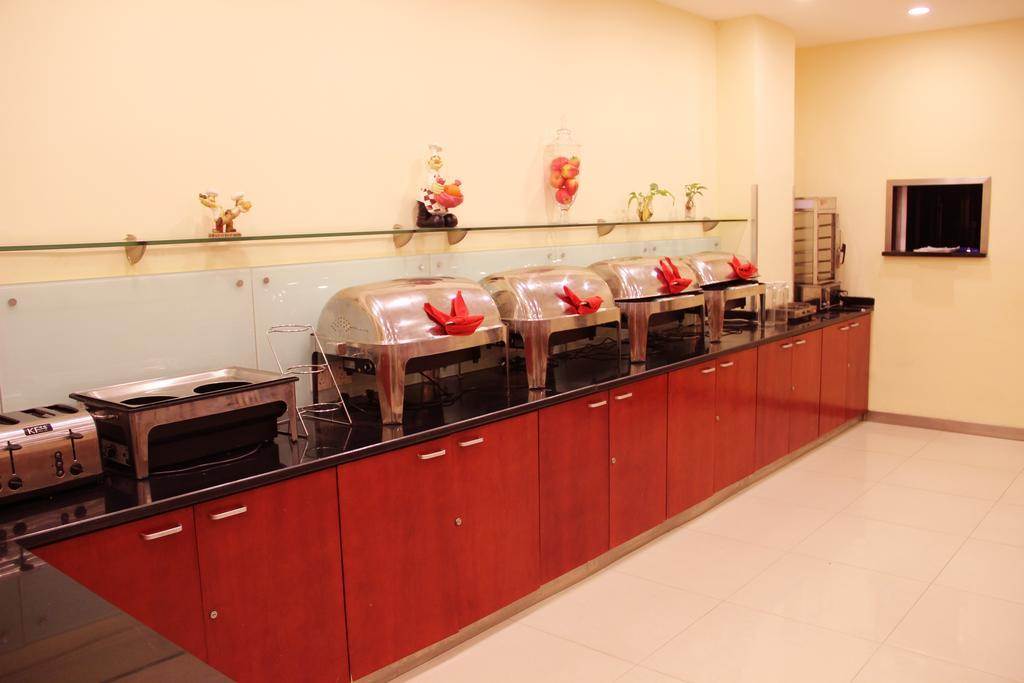 Hanting Express Qingdao South Chongqing Road Exterior foto